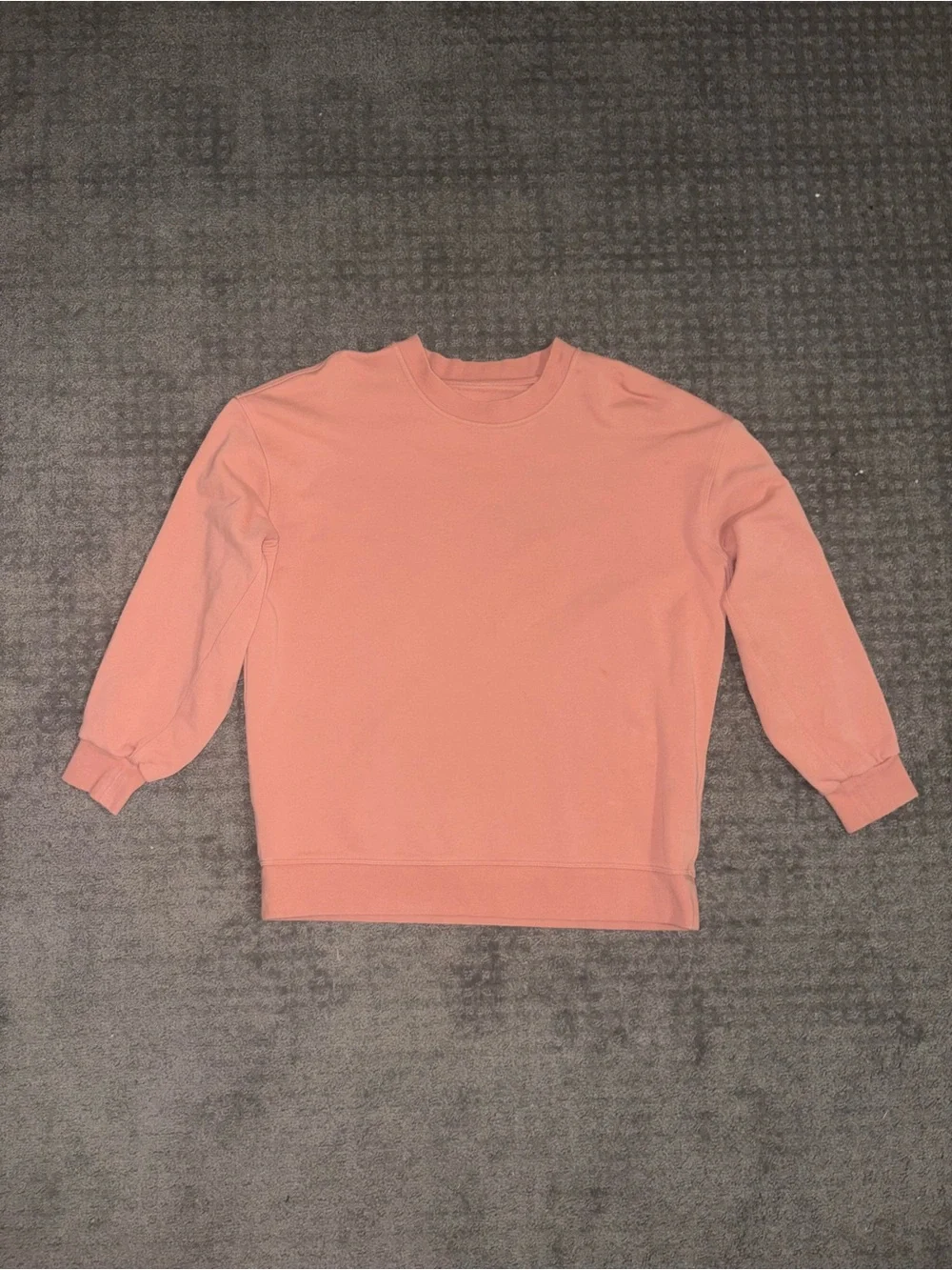 LULULEMON salmon pink crewneck